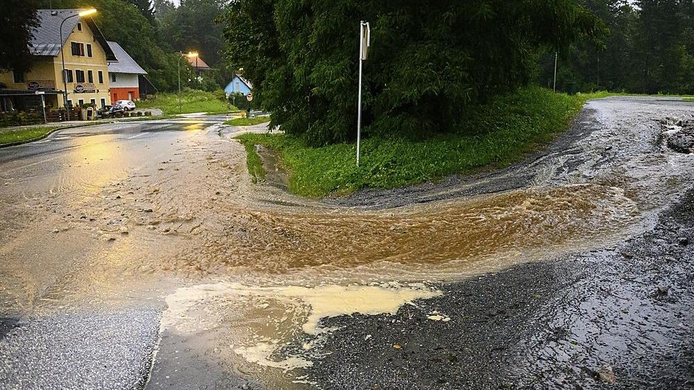 Nach schweren Unwettern Klagenfurter Bürger fordern besseren