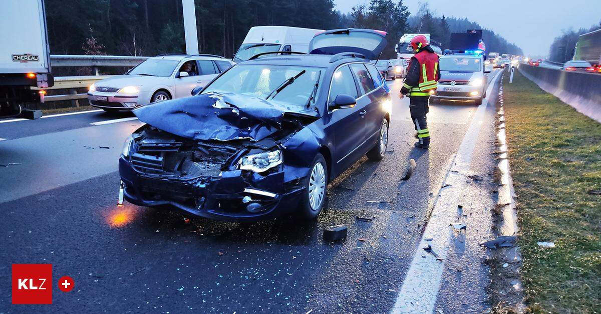 S Dautobahn Auffahrunfall Mit Verletzten