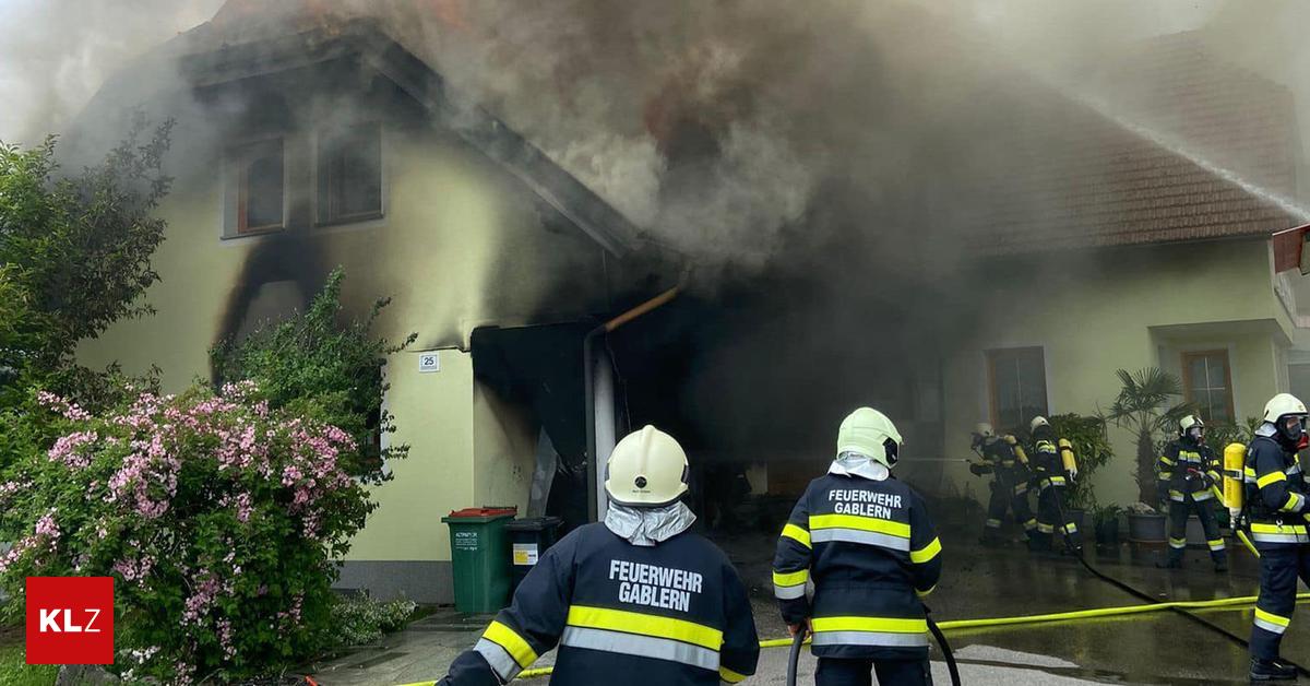 Dachstuhl Fing Feuer Garagenbrand Drohte Auf Einfamilienhaus Berzugreifen