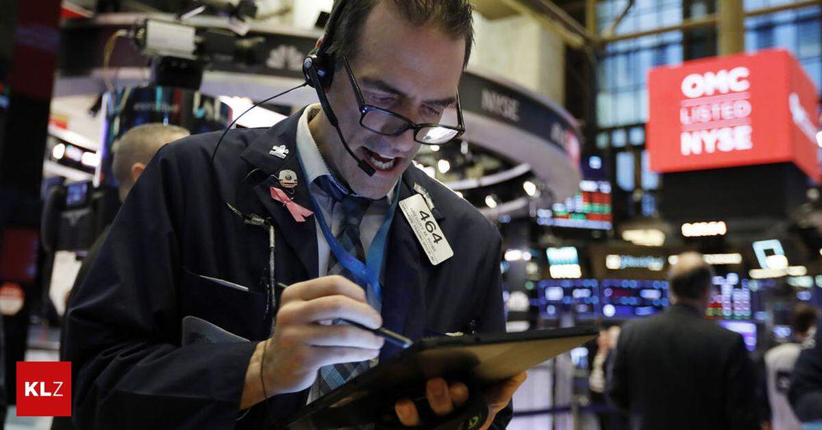 Dow Jones Historisch Us Leitindex Klettert Erstmals Ber Punkte