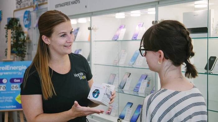 Nicht jedes Kind braucht zum Schulstart gleich ein Smartphone. Eine Kinder-Smartwatch macht den Nachwuchs erreichbar, ohne ihm das ganze Internet in die Hand zu geben.
