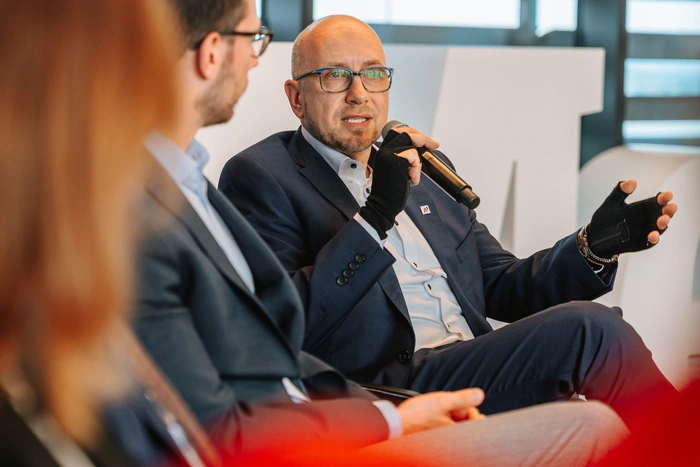 Jürgen Spandl, Security Lead, Business Unit Large Enterprise bei A1 Telekom Austria | „Wir, die A1 Telekom Austria, begleiten unsere Partner durch den gesamten Prozess der Cybersecurity, erstellen eine gemeinsame Strategie und schulen die Mitarbeiter:innen. Dazu kommen modernste technische Lösungen und das Monitoring des Netzes.“
