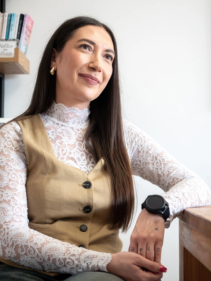 Für Karmen Schulmeister (40) ist die Rufhilfe des Roten Kreuzes längst ein unverzichtbarer Begleiter im Alltag. 