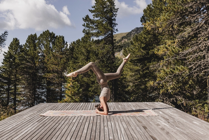 Umgeben von der Natur auf der Turracher Höhe tut eine Yoga-Einheit doppelt gut