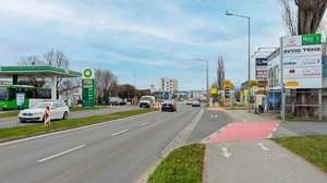 Die Puntigamer Straße bleibt für den gesamten Zeitraum der Arbeiten sowohl für Autofahrer:innen als auch für Radfahrer:innen befahrbar.