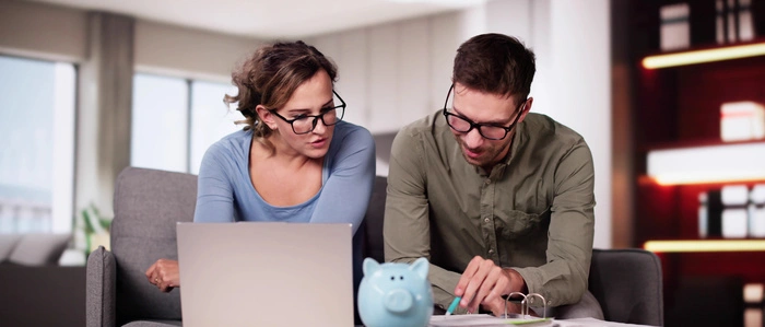 Wer seine Finanzen im Blick behält, kann gezielt investieren