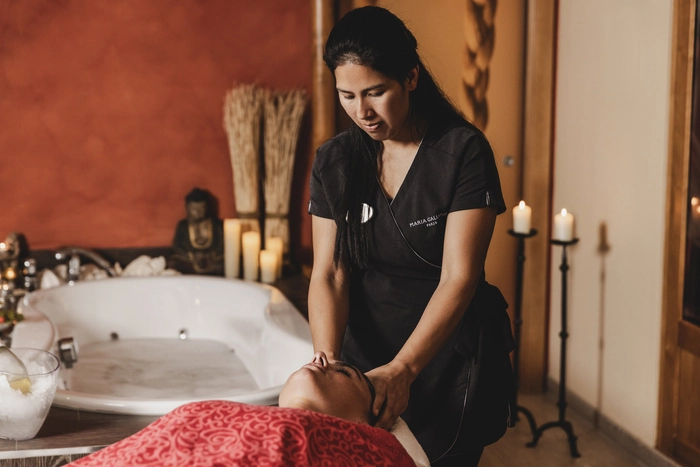 Im Bali Spa bekommen Gäste authentische Behandlungen von Therapeutinnen direkt aus Bali