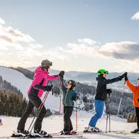 Hoch hinaus, rein ins Schneevergnügen!