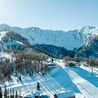 Carven und Boarden, Winter- und Schneeschuhwandern sowie Tourengehen – alles liegt auf der Petzen vor der Haustüre