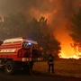Großes Feuer bei Bordeaux