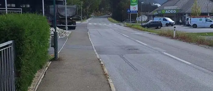 Sachverständige, unter anderem von der BH Bruck-Mürzzuschlag, schauten sich die L 104 an