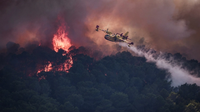Über 18 Tage breitete sich das Feuer in Südostfrankreich aus