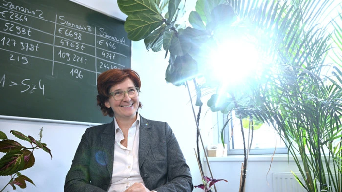 Umweltökonomin und "Wissenschafterin des Jahres" Sigrid Stagl am Mittwoch, 18. Dezember 2024, anl. eines Interviews mit der APA - Austria Presse Agentur in Wien.
