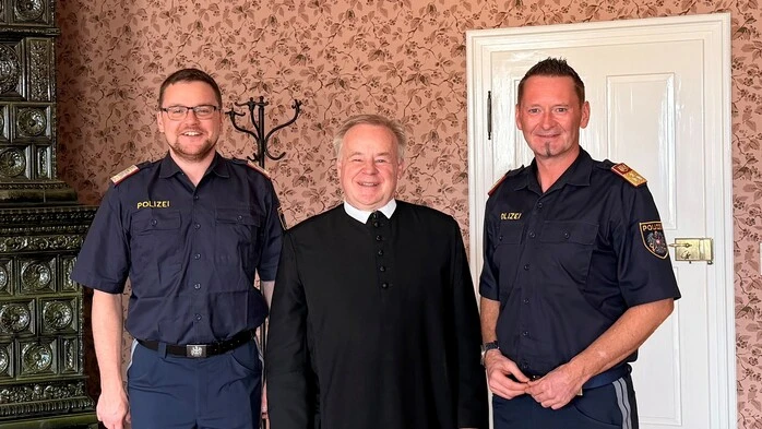 Mariazells Polizeikommandant Martin Stehr, Pater Michael Staberl und Bezirkspolizeikommandant Franz-Kurt Grabenhofer