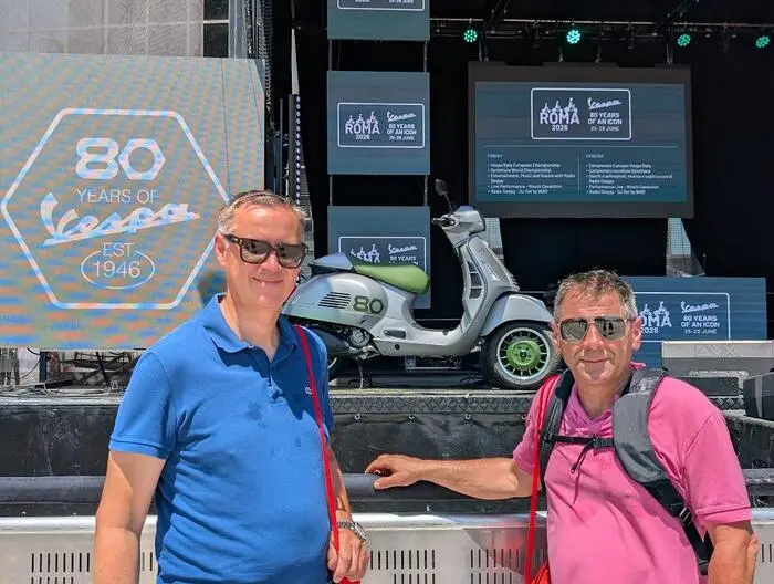 Zwei Brucker Vespaclub-Mitglieder in der „Ewigen Stadt“