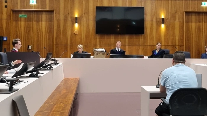 Angeklagter im Gerichtssaal