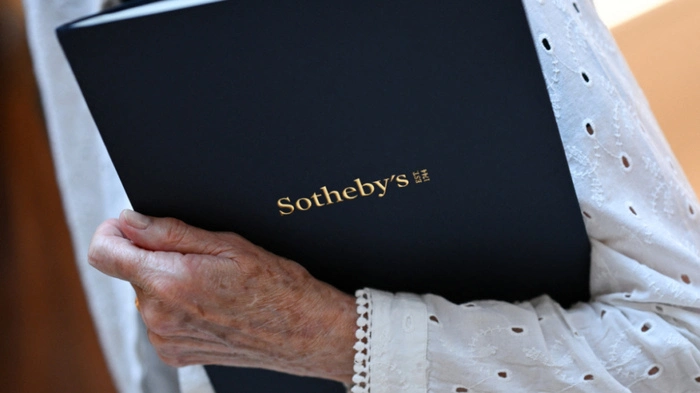 Sotheby's hat auch Dinosaurier im Programm