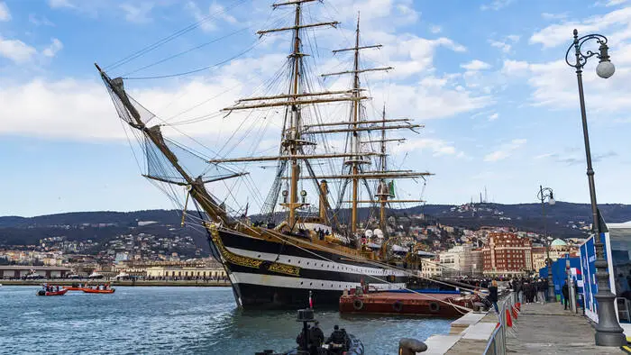 2025 beendete die „Amerigo Vespucci“ die Weltreise in Triest