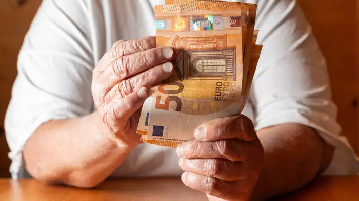 Die 50er-Schein wurde nahe einem Geschäft verteilt (Symbolfoto) 
