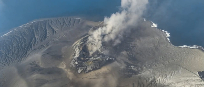 Ausbruch von Anak Krakatau stört weiter den Flugverkehr