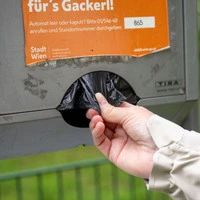 Neben Sackerl sollen auch Flascherl verwendet werden