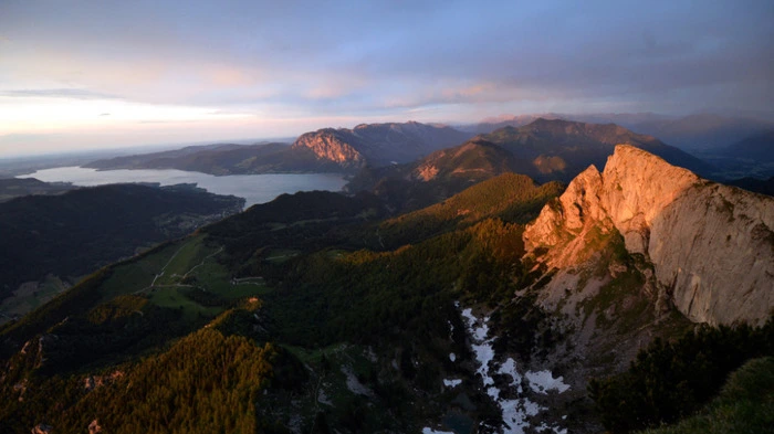 Rettungseinsatz am Attersee nach Flugzeugabsturz