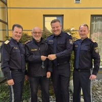 Landespolizeidirektor Gerald Ortner, Erwin Roßpaintner, Andreas Hermann, Bezirkspolizeikommandant Franz-Kurt Grabenhofer (v. l.)