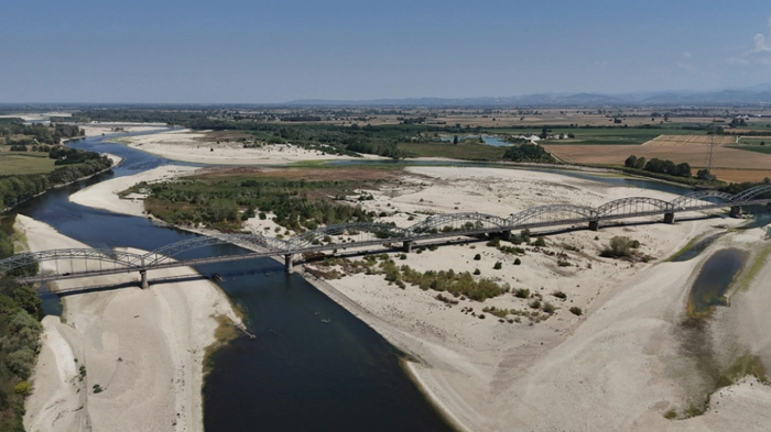 Sandbänke entlang des Flusses Po in der Nähe von Pavia in Norditalien
