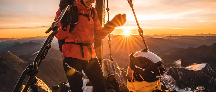 Pünktlich zum Sonnenaufgang ging Schumacher vor Raith auf die Knie