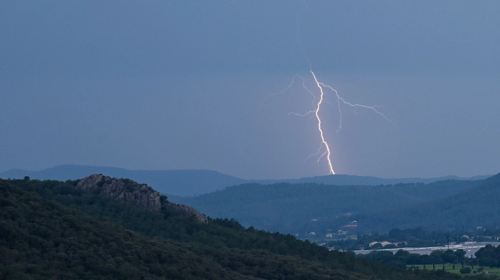 Mann wurde von Gewitter überrascht (Symbolfoto)