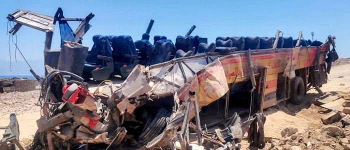 Einer der beteiligten Busse des Unglücks auf der Sinai-Halbinsel