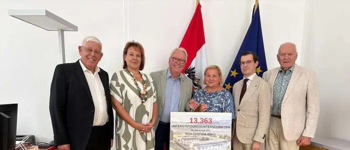 Bei Ministerin Schumann (Mitte): Sylvester Berger, Eva Hirschmanner, Peter Redl, LAbg. & Bgm. Stefan Hofer und Robert Freitag