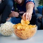 Hochverarbeitete Lebensmittel werden so produziert, dass sie Konsumenten süchtig machen 