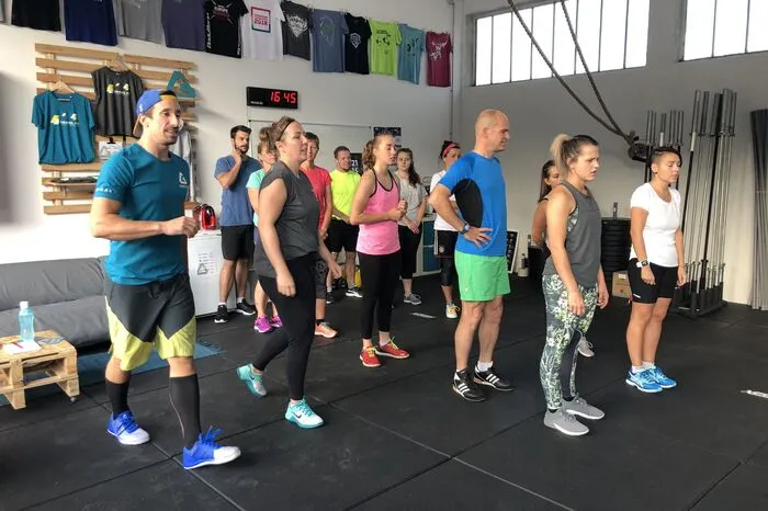 Im Oktober haben Jörg und Nicole Mitter eine Crossfitbox in Leoben, am Galgenberg 1, eröffnet, die sie zu zweit führen. Sie laden jeden zum Probetraining ein.