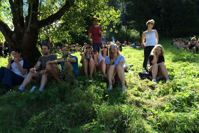 An allen Ecken der Stadt wird der Ort kulturell bespielt. Wie hier am Schichtturm, ...