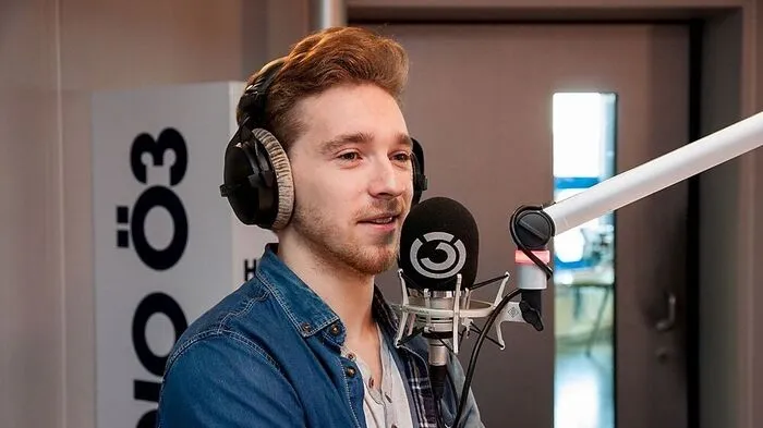 Nathan Trent wird heuer mit "Running on Air" im 2. Halbfinale am 11. Mai in Kiew mit 18 Ländern um seinen Einzug ins Finale am 13. Mai kämpfen.