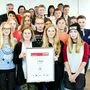 Die jungen Triumphatoren des Wettbewerbs: Das Zeitungsteam der NMS Trieben 