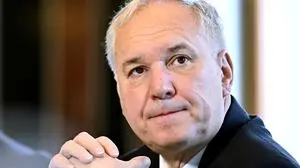 Nationalratspräsident Walter Rosenkranz (FPÖ) am Dienstag, 02. April 2025, im Rahmen der Präsentation der "Antisemitismus-Studie" im Parlament in Wien.