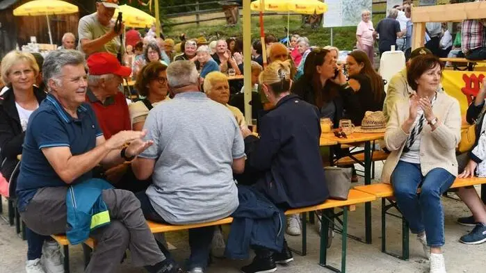 Bereits seit drei Jahrzehnten ist das Sogfest bei der Klausnerberg-Säge ein beliebter Treffpunkt für Einheimische und Gäste. Auch heuer findet es wieder jeden Dienstag bis 26. August ab 14 Uhr statt.