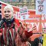 Weltweit wird gegen Fracking - wir hier Vivienne Westwood in London - protestiert