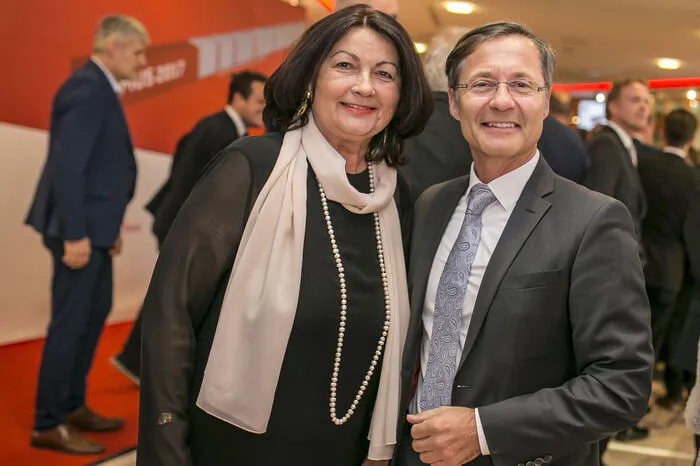 Elisabeth Scheucher-Pichler und Horst Krainz vom Hilfswerk Kärnten