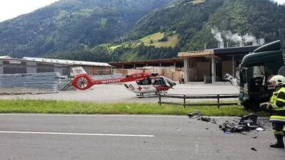 An der Unfallstelle hat die Polizei alle Spuren gesichert