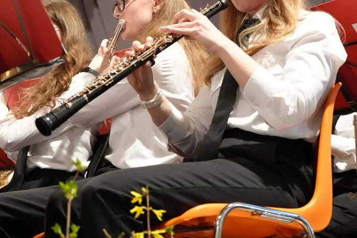 Das abwechslungsreiche Programm bot Musikstücke von der Polka „Aufwind“ bis zum Musical „Das Phantom der Oper“. 