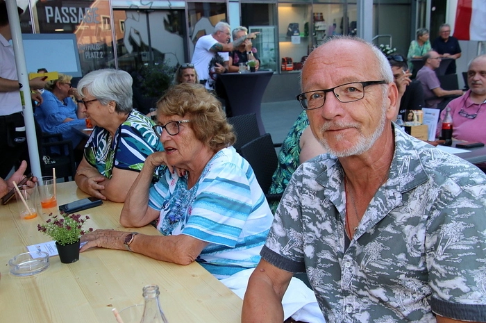 Klicken Sie sich durch die Bilder.