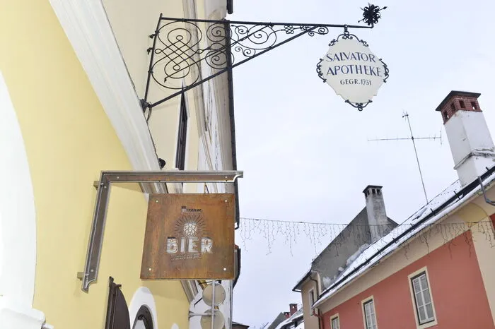 Wenig verwunderlich also, dass auf die Brauerei der Sinne, ein Teil der Erlebniswelt Wirtschaft, nun eine Bierapotheke folgt.