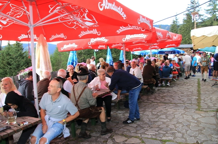 Für Musik und beste Stimmung sorgten das Sattelhaus-Trio, das Stubalduo und die 4 von der Koralm.