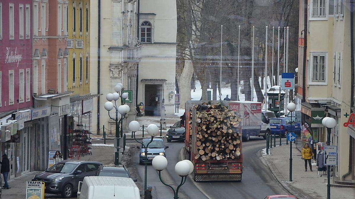 Die Umsetzung eines verkehrsfreien Hauptplatzes fordert Mandatar Christoph Staudacher