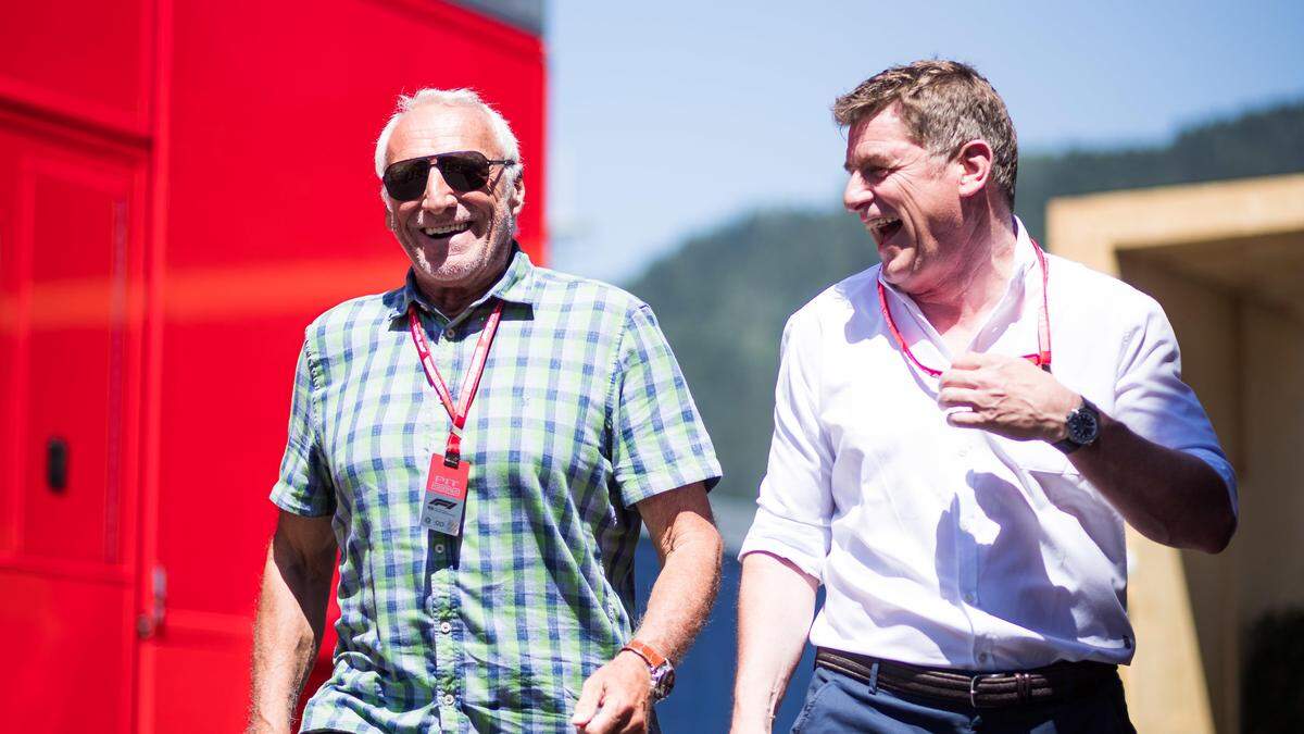 Dietrich Mateschitz, hier beim Formel-1-GP in Spielberg im Juni 2019, mit Thomas Überall, der ab Oktober Geschäftsführer des Projektes Spielberg wird