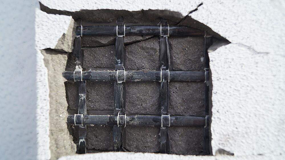 Textilbewehrung kann im Beton formstabil – genau dort wo sie benötigt wird – eingebaut werden
