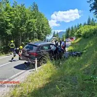 Die Rettungskräfte am Unfallort
